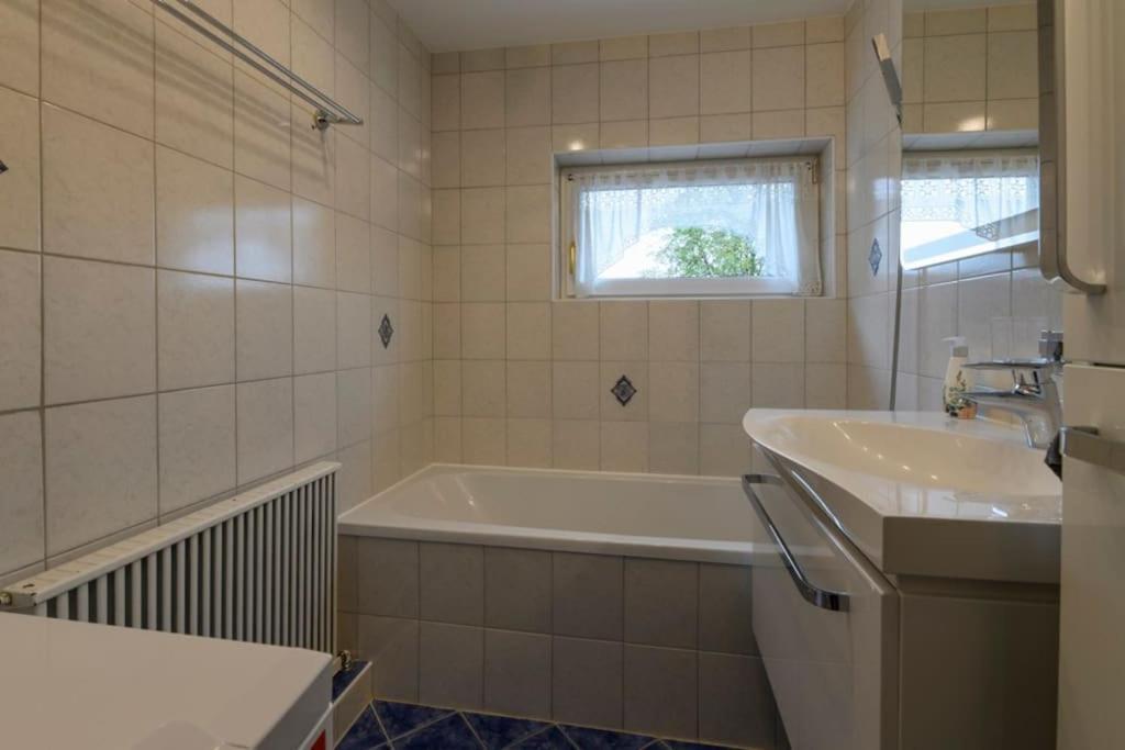 Family Apartment Bad Goisern Exterior foto